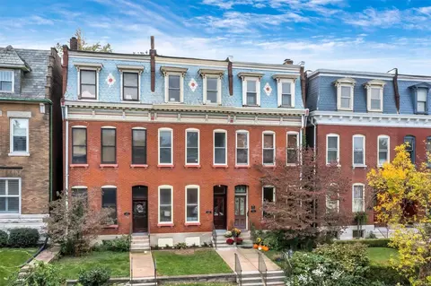 2646 Russell Blvd, Saint Louis, MO 63104