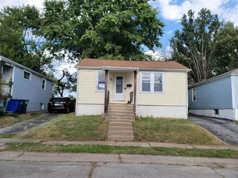 4687 Primm St, Saint Louis, MO 63116