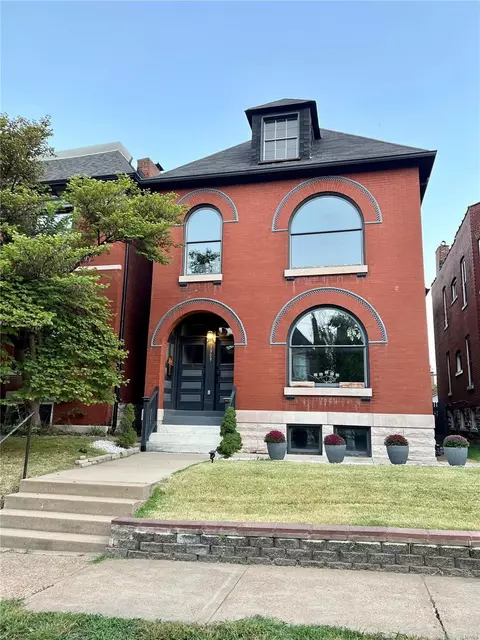 3909 Cleveland Ave, Saint Louis, MO 63110