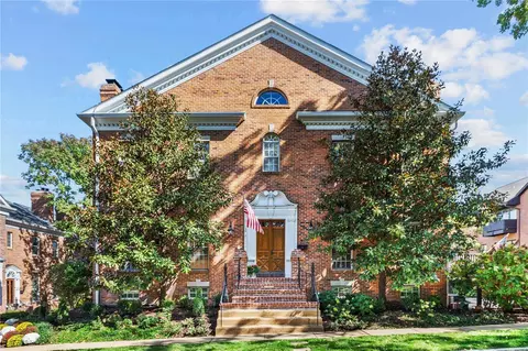 312 N Brentwood Blvd #1, Clayton, MO 63105