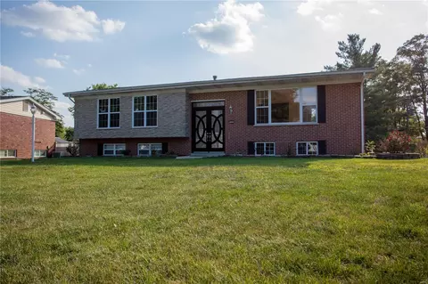 10282 Maebern, Saint Louis, MO 63127