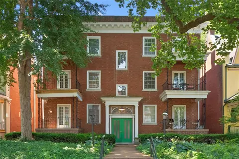 4530 Mcpherson Ave #3W, Saint Louis, MO 63108