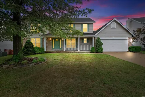 926 Cypress Club Ct, Wentzville, MO 63385
