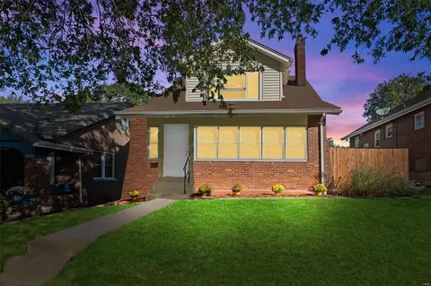 8303 Jackson St, Saint Louis, MO 63114