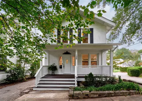 126 Plant Ave, Saint Louis, MO 63119