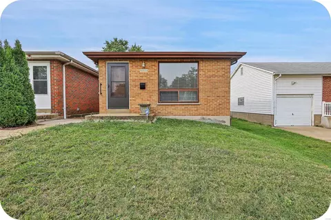 3764 Upton St, Saint Louis, MO 63116