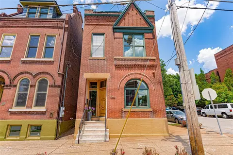 2301 Shenandoah Ave, Saint Louis, MO 63104