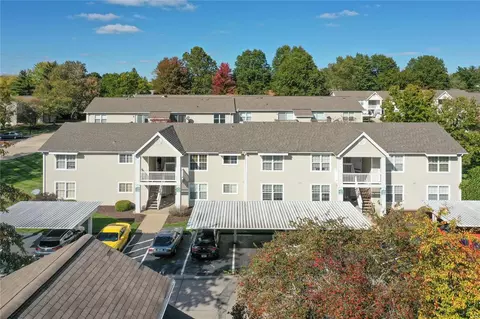 4219 Gulf Shr E, Florissant, MO 63034