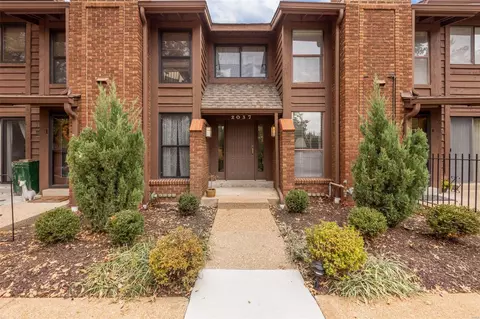 2037 Trailcrest Ln #3, Saint Louis, MO 63122