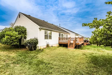 552 Hilltop Townes Dr, Eureka, MO 63025 photo 33