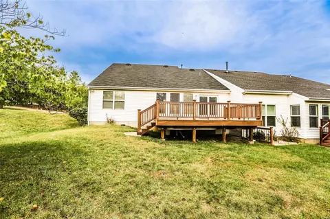552 Hilltop Townes Dr, Eureka, MO 63025 photo 34