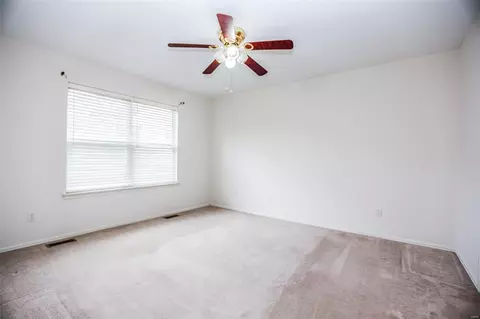 552 Hilltop Townes Dr, Eureka, MO 63025 photo 12