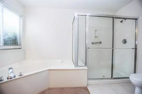552 Hilltop Townes Dr, Eureka, MO 63025 photo 15