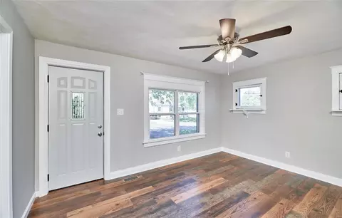 2126 Uceyle Ave, Saint Louis, MO 63114 photo 8