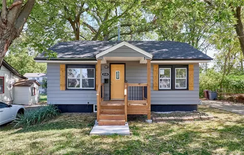 2126 Uceyle Ave, Saint Louis, MO 63114