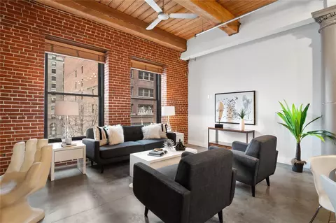 1209 Washington Ave #807, Saint Louis, MO 63103