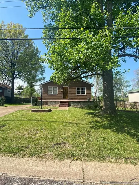 632 Beatrice Ave, Saint Louis, MO 63125