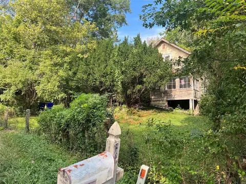 417 Jefferson Ave, Wildwood, MO 63038