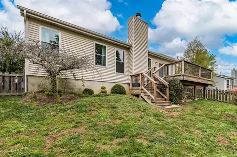 2546 Barrett Place Dr, Ballwin, MO 63021 photo 28
