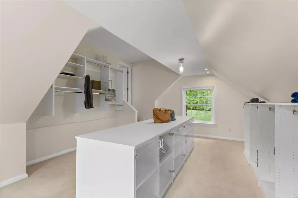  2050 N Geyer Rd, Saint Louis, MO 63131 photo 23