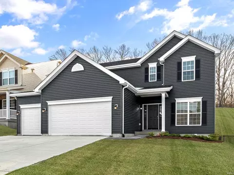 9415 Woolworth Dr, Crestwood, MO 63126