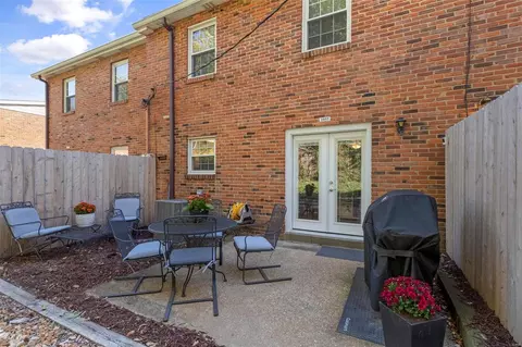 1055 Pinegate Dr, Saint Louis, MO 63122 photo 24