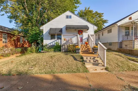 6029 Hartford St, Saint Louis, MO 63139