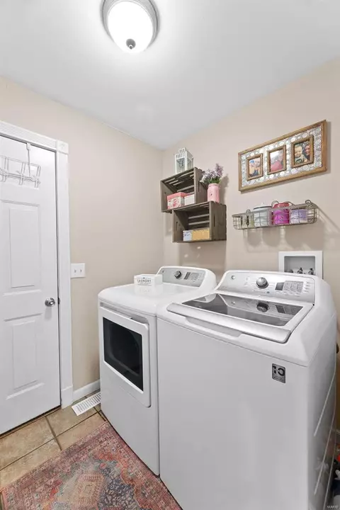 2624 Breezy Point Ln, O'fallon, MO 63368 photo 9