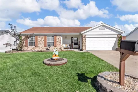 232 Brougham Dr, O'fallon, MO 63368