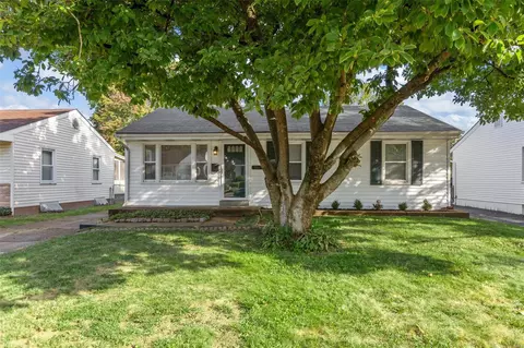 9627 Theodosia Ave, Saint Louis, MO 63114