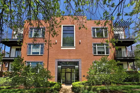6615 Alamo Ave #2A, Saint Louis, MO 63105