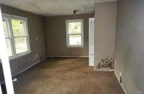 6 Burdale Ct, Saint Louis, MO 63135 photo 5