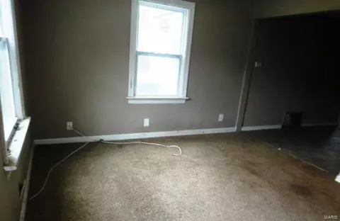 6 Burdale Ct, Saint Louis, MO 63135 photo 3