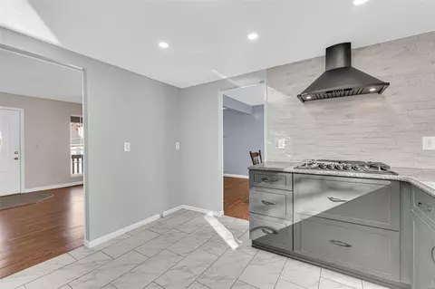 Kitchen - 582 Woodlyn, Ballwin, MO 63021 photo 1 of 5