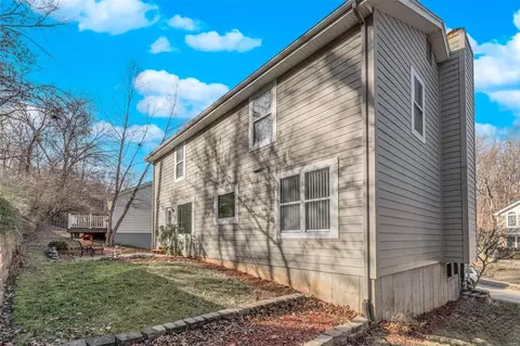Exterior - 582 Woodlyn, Ballwin, MO 63021 photo 4 of 6