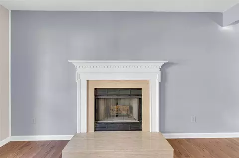 Living - 582 Woodlyn, Ballwin, MO 63021 photo 3 of 6