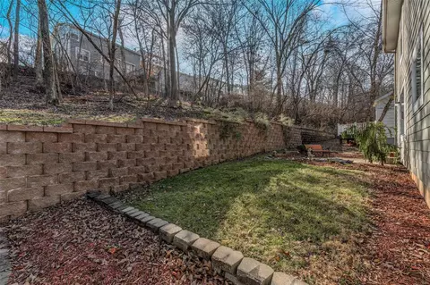 Exterior - 582 Woodlyn, Ballwin, MO 63021 photo 6 of 6