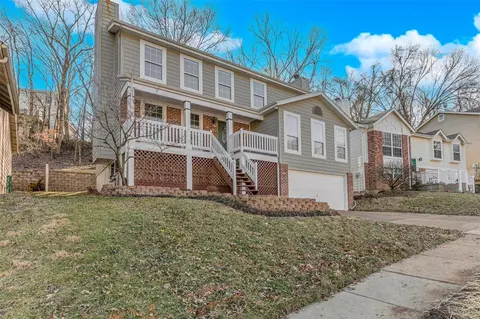 Exterior - 582 Woodlyn, Ballwin, MO 63021 photo 3 of 6
