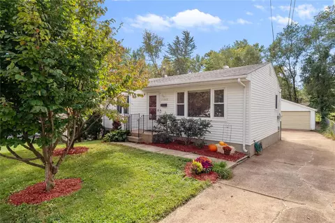 11022 Gertrude Ave, Saint Ann, MO 63074