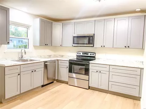 801 Saint Bernard Dr, O'fallon, MO 63366 photo 2