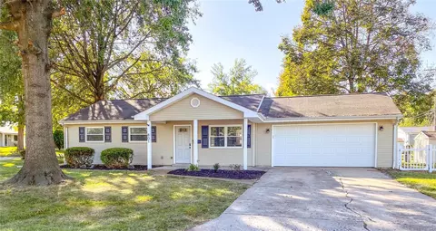 801 Saint Bernard Dr, O'fallon, MO 63366