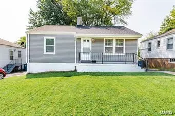 2064 Wedgewood Dr, Saint Louis, MO 63136