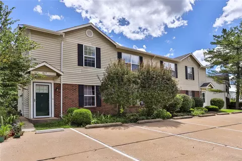 163 Harvest Moon Ct #C, St. Peters, MO 63304