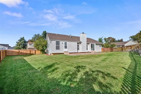 1102 Castle Pines Dr, St Peters, MO 63366 photo 34