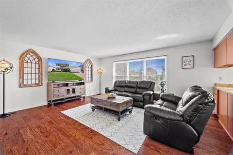285 England Dr, O'fallon, MO 63366 photo 5