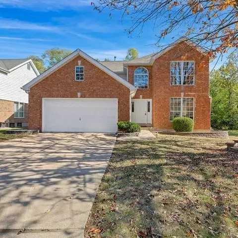 310 Clayheath Ct, Ballwin, MO 63011