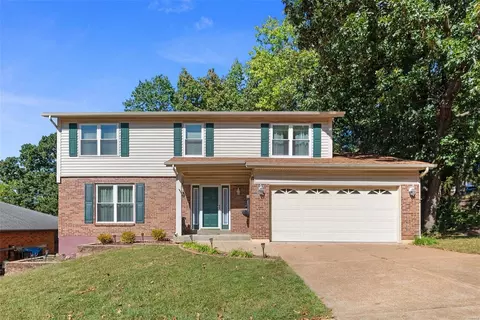 5333 Oaklawn Dr, Saint Louis, MO 63128