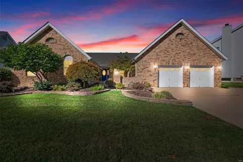 2133 Lee Ridge Dr, O'fallon, MO 63368