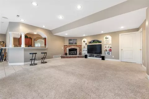 341 N Quail Point Dr, O'fallon, MO 63366 photo 42