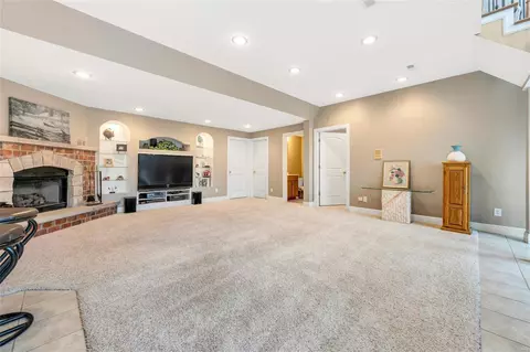 341 N Quail Point Dr, O'fallon, MO 63366 photo 41
